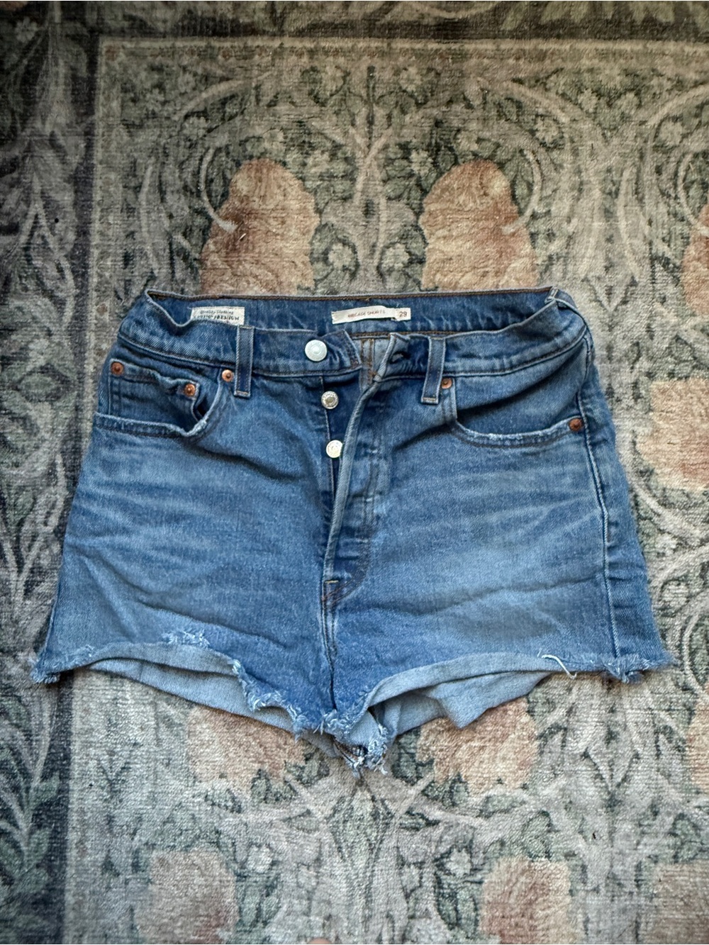 Levi's Premium 501 Denim Shorts — Medium Wash, Size 29